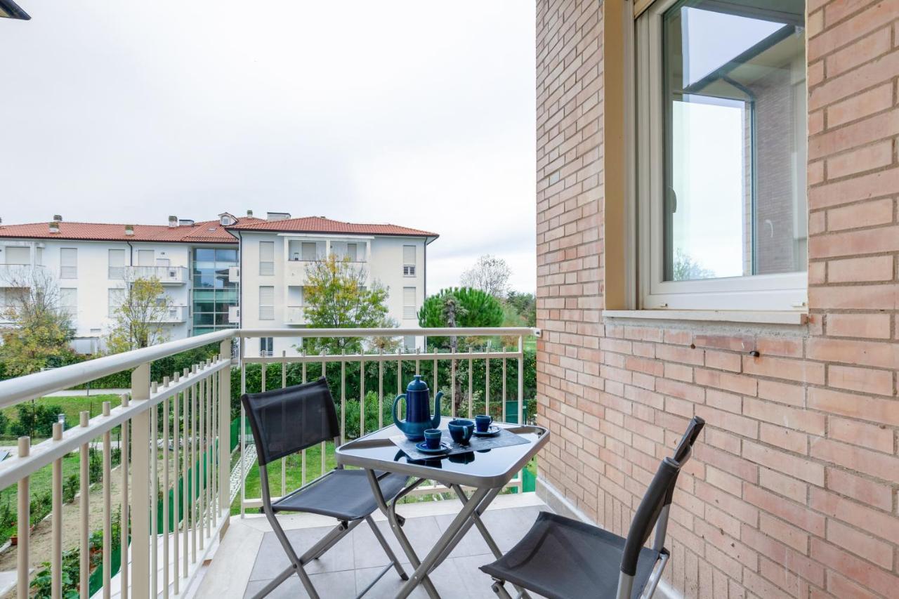 Seaside Flat With Swimming Pool And Private Parking Apartment Calambrone Exterior foto